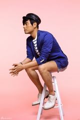 组图：陈龙写真大玩英伦风 顽皮绅士新风尚