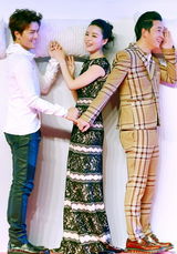 组图：《脱轨时代》首映 张静初不知领证照