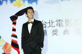 组图：张孝全首夺台北电影奖影帝 张榕容二度封后