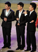 组图：李小鹏《天天向上》录退役晚会 李宁等助阵