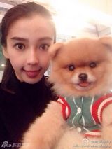 策划：卖萌耍宝手册揭秘 嘟嘴吐舌扮萝莉