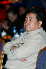 幻灯图集：电影《绿水》首映 陶虹身体力行宣扬环保