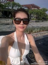 组图：宋汶霏生前微博靓照 二姐清纯动人