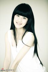 高清组图：《丑女无敌》90后阳光小美女文梦洋写真