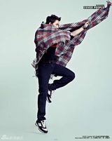 组图：韩庚登香港《君子》封面 追梦男孩永不言弃