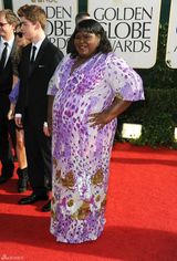 高清图：加布蕾-丝迪贝紫色长裙大走民族风