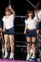 组图：SM巡演SJ少时等火辣劲爆 现场玩变装