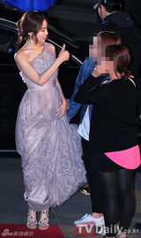 组图：韩星池贤宇刘仁娜甜蜜拍新剧再演穿越情