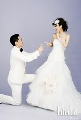 组图：Selina公布婚宴菜单 拍婚照安排求婚桥段