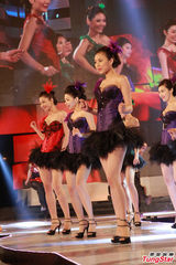 组图：亚姐中华赛区12强 佳丽泳装起舞风骚性感