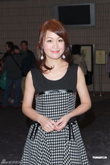 组图：许冠文慈善脱口秀 赵雅芝陈松伶捧场