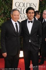 组图：《少年派》导演李安面带微笑亮相红毯