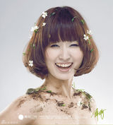 高清图：花儿朵朵10强集体拍摄新年照大秀美肩