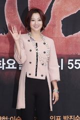 高清组图：李敏镐金喜善等出席《信义》发布会