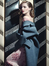 组图：艾玛沃森杂志大片复古高贵 展成熟女人味