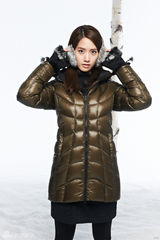 高清图：李敏镐允儿冬装写真展户外时尚温暖