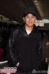 组图：《冲上云宵2》剧组赴台拍摄外景