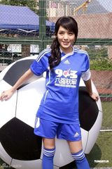 幻灯图：林海峰赞李克勤专业 期望有机会合作