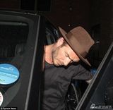 组图：贝嫂庆40岁生日小贝陪伴 辣妹马汀等齐贺