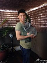 组图：吴奇隆受澳旅局邀请 赴澳拍旅行宣传片