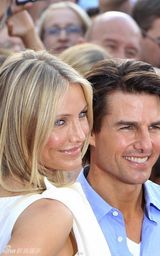 幻灯图集：《危情谍战》德国首映 阿汤卡梅隆似情侣