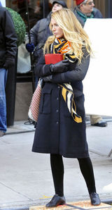 高清组图：布莱克-莱弗利现身《绯闻女孩》片场