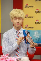 高清图：SJM Henry做客聊新辑自曝潜水粉丝网站