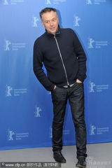 幻灯图：电影《杀手在我心》记者会 导演编剧亮相