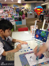 明星故事绘：张柏芝，我是妈妈像超人一样强大