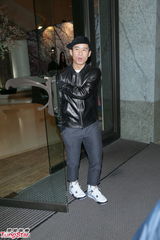 组图：叶佩雯郭伟亮浪漫大婚 陈奕迅喜当兄弟团