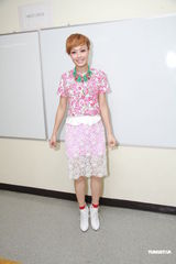 组图：《劲歌金曲》录影 容祖儿郑伊健亮相