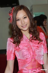 组图：曾志伟蒙嘉慧胡杏儿等录节目卖力演出