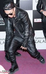 组图：BIGBANG赴港备战演唱会 中文问好透露新专辑