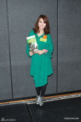 组图：谢安琪为音乐会彩排 推广无音乐伴奏形式