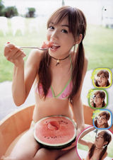 高组图：前超女陈怡日本拍写真 比基尼制服齐上阵