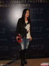 组图：陈加玲澄清陈秀雯是水肿 不愿再谈罗杰承