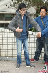 组图：陈晓东装嫩扮大学生 笑成偏爱宅男女神