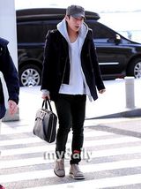 组图：《IRIS2》赴匈牙利取景 李多海等亮相机场