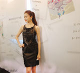 组图：孙菲菲携手董洁出席活动相谈甚欢