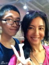 组图：曝张柏芝母子新加坡私房照 生活惬意幸福