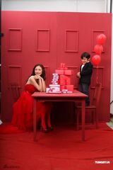 组图：刘心悠化身花仙子 散发高贵优雅气质