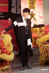 组图：林俊杰大方对Hebe示爱 为其写歌盼有合作