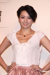 组图：梁咏琪筹备台湾个唱希望明年能生龙凤胎