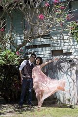 组图：Ella关岛教堂拍婚纱哽咽落泪