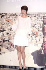 组图：李心洁出书谈结婚历程 夫婿彭顺VCR表心迹