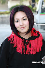 幻灯：劲歌颁奖礼拜神 四大公司歌手缺席杨千嬅失落