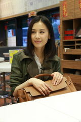 《明星Do In Style》黄圣依的香港游