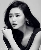 组图：于明加黑白写真演绎复古美人