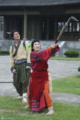 幻灯：《神奇侠侣》玩穿越 古天乐吴君如秀太空步