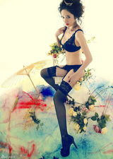 组图：张舒媛大尺度写真曝光 宅男女神性感升级